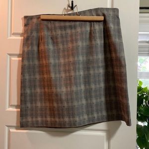 Reitmans stretchy iconic skirt